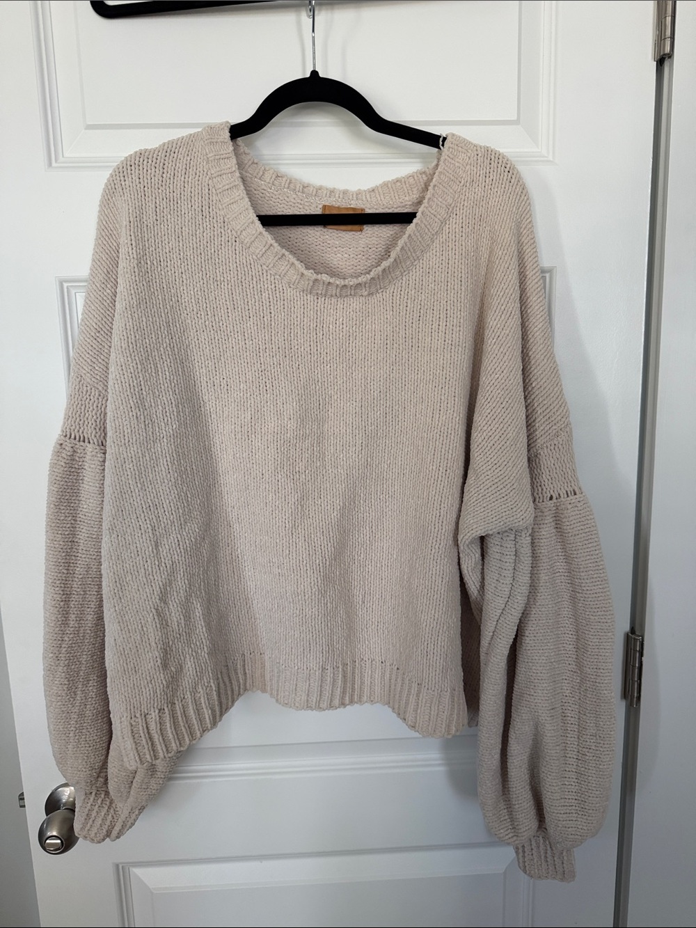 Cozy Oversized Cream Knit Sweater - Women